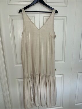 H&M Neutral V-Neck Sleeveless Midi Dress